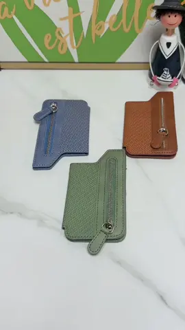 The card holder that can be glued to the back of the mobile phone is very convenient for storing cards and change, and it can also be used as a mobile phone stand #amazonfinds #fyp #cutefinds #phonegadgets 