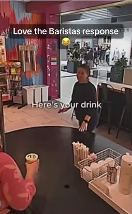 She just wanted a free drink 🤣 #karens #starbucks #barista #funny #drama #memes #savage 