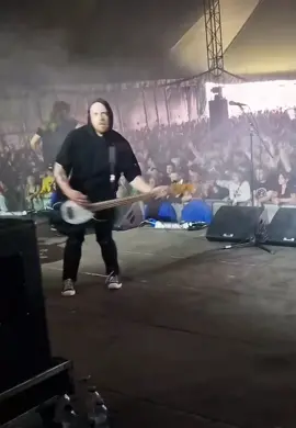 #mosh #hardcore #punk #moshpit #music #foryou #soundandfury #soundandfuryfestival #soundandfutyfest #soundandfury2022  #foryou #losangeles #la #lahc #losangeleshardcore    #slam  #pogo #stagedive #music #viral  #metal #metalmusic  #drain #losangeles #sunami #rbs #realbayshit #gulch #guitar #guitarrista #guitarra #guitarmetal 