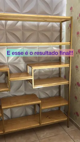 Saia do básico! O profissional melhor remunerado é aquele que sabe fazer mais que a concorrência, que entrega beleza e qualidade pro cliente! #moveisindistriais #feitosobmedida #madeiradepinus #metalon #pinturaautomotiva #estanteindustrial #ferroemadeira 