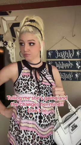 #tiktok #foryou #omg #viral #hilarious #foryoupageofficiall #stubborn #fyp #funnytiktok #foryoupage #crazygirl #joke #tofunny #Love 