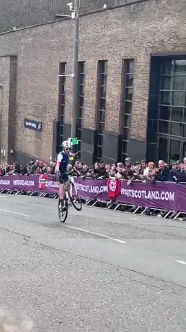 Unbelievable skill 😅✌️ #sport #sports #bike #cycling #wheelie #skill #bikelife #biker #longervideos #ahnbohyun #ref #viral 