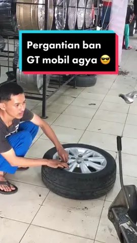 Kawat ban aja bisa putus apalagi hubungan Ingat kata tukang tambal ban “Ganti”🔥 #fyp #fypシ゚viral #serunya17an #gantibanmobil #gajahtunggal #cinematicmobil 