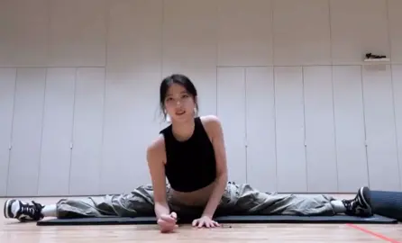 kazuha workout routine #nakamurakazuha #kazuha #lesserafim #fyp #foryou 