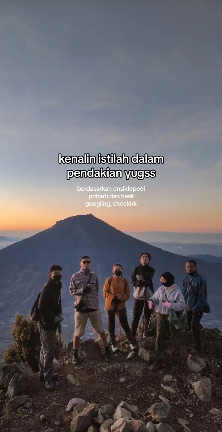 ini istilah yg biasa ada/disebutin dalam obrolan orang2 suka gunung. krn suka dapet pertanyaan dr temen yg bikin sadar ooohh ternyata byk yg belum tau yaaa. sekedar aja sih ini, kl ada masukan dan kurang sesuai bantu koreksi akuuu yagsss! slide terakhir bisa bantu jawab? #istilahgunung #naikgunung #exploregunung 