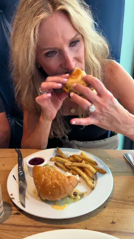 Butter mom dinner #fyp #trending #viral #foryou #food #Foodie #eating #wieiad #calories #health 