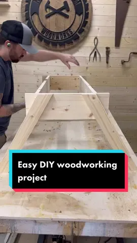 Heres an easy DIY woodworking project that anyone can build! #diywoodprojects #diybuild #diytips #woodworking #toolstipsandtricks 