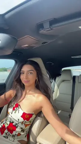 this song = 🤗💗🤭🥰🥹💕🌻 #glowymakeup #loosewaves #SummerFashion #corset #bollywood #gujarati 