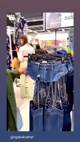 #hiburan #beritaterkini #beritalucu #lucu_ngakak #beritahariiniterbaru #gojek #fypシ #fyp #berita viral indonesia #viral #viralvideo 