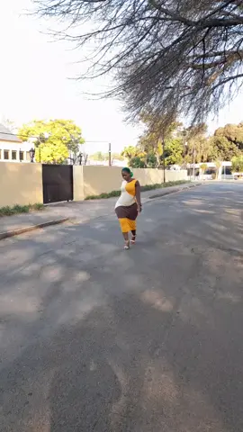 Model dance moves Yooh yooh Guys don't miss out 👠👠👠👠👗👗👗  #foryou #fypシ #fypシ゚viral #foryou ##music #2by2love #womensmonth #work #mzansitiktok #onelove #dance #man #women #goodvibes #goodtimes #goodpeople #business #beautiful #womensmonth #support #spotifyplaylists #southafrica #trendingvideos #trendingsongs #trending #africa #mzansitiktok #2by2 #wow #money #mondayvibes 