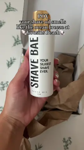 this shave oil is what dreams are made of🤩🐚🌊 #shavebae  now the pressing question…TEAM BONRAD OR JELLY?! #tsitp #thesummeriturnedpretty #teamconrad 