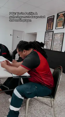 🇹🇴 IYKYK We always start and end in prayer. This has always been a part of our culture and we will continue to uphold this at Southern Stallions. “With men this is impossible, but with God all things are possible.” Matthew 19:26  #southernstallions #tzupp🇹🇴 #rugbyleague #tonga #pasifikarugby  