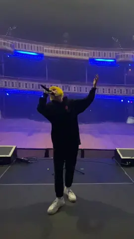 This video was from the cavetown show in atlanta!