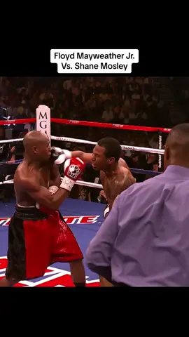 Mayweather got hit with some hard punches from Shane Mosley. #floydmayweather #shanemosley #boxing🥊 