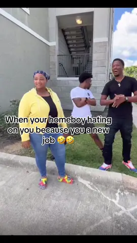 #forfun #foryou #fypシ #funnyvideos #hoodskit #comedy #funny #blowthisup #foryoupage #blowup #hoodmemes 