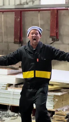 Twakkies updating on the taxi strike 🫠 #SAMA28 #foryou #construction #forkliftoperator #twakkies🤣🤣 #taxi 