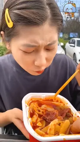 Ăn thử món lẩu tự sôi 😋😋 #anvat #doanvat #amthuc #anuong #anvat #taphoaanvat #doanvat #xuhuong #viral