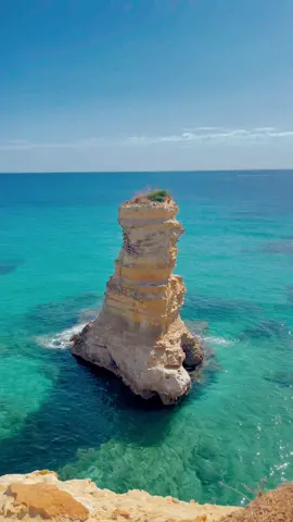 📍Faraglioni di Sant’Andrea #salento #puglia #apulia #sweetlife #dolcevita #sea #summer2023 