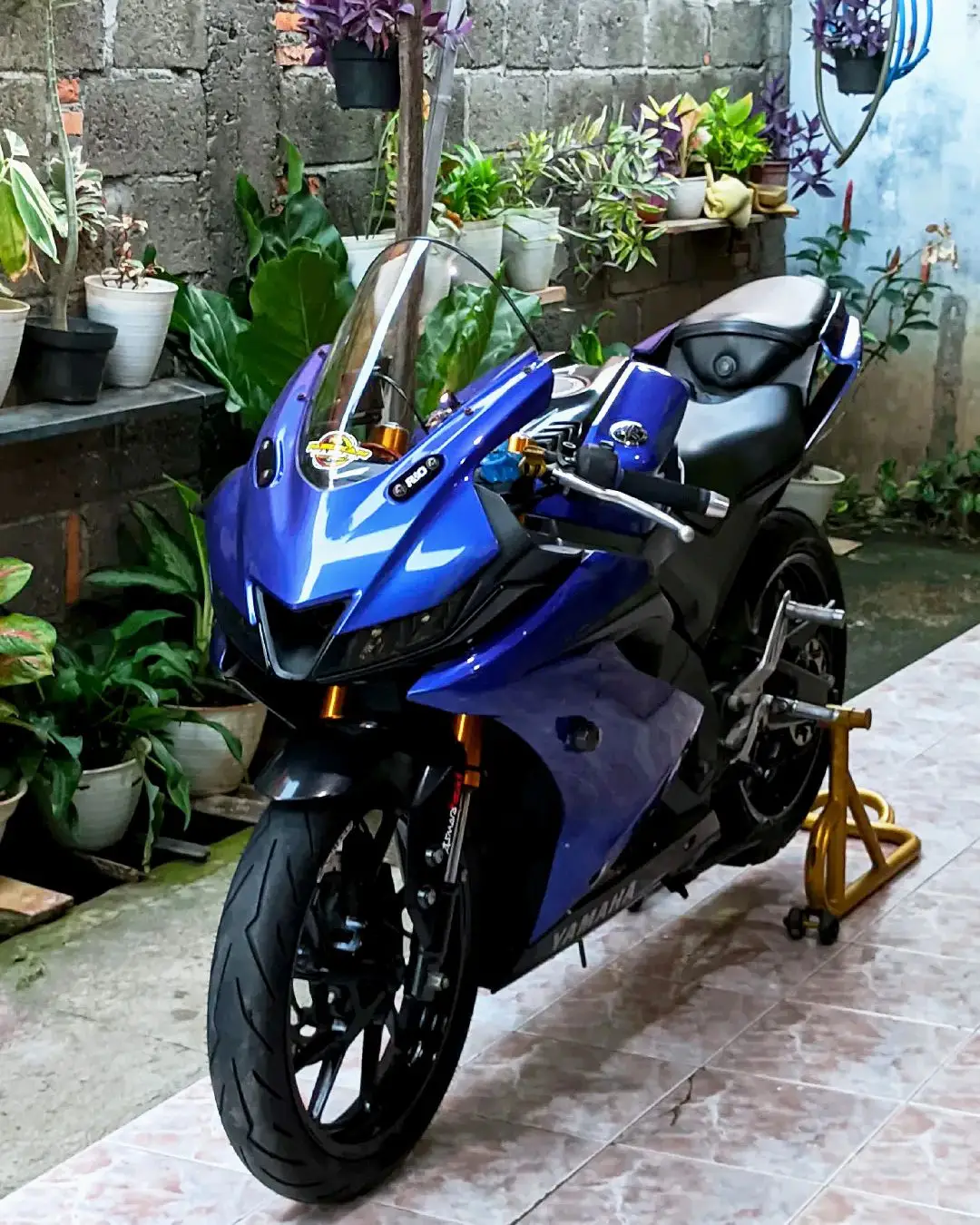 Modal android nekat foto shoot 🫣 #r15_v3 #r15 #r15v3indonesia #r15lover #r15modifikasi #r15ganteng #r15cakep #r15racingblue💙 #r15holic #r15gank #r15series_ #yamahaindonesia #pskngabutantigedor 