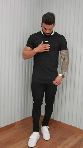 Camisa long line c/ emborrachado, disponível em todo os canais de venda. 🔥 • Camisa Long Line c/ emborrachado R$89,90 (5% de desconto no Pix ou em até 6x R$14,98 sem juros no cartão de crédito) 📲WhatsApp (85) 9682-1191 🛍Compre através de nosso site www.cauntjeans.com.br ou entre em contato conosco através do link da bio #camisa #masculino #longline #denim #lavagem #moda #style #fashion #cauntjeans