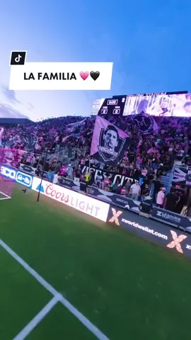 #LaFamiliaIMCF never disappoints 💗🖤 #InterMiamiCF #IMCF #Messi #soccertiktok #MLS #drvpnkstadium #intermiami 