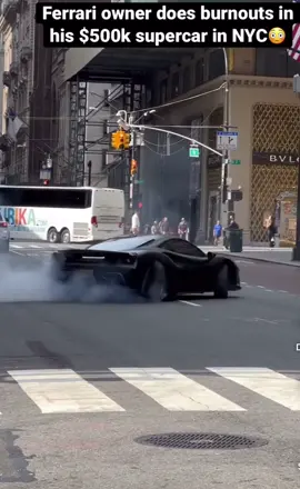 This is how Ferrari should be driven! #burnout #ferrari #drift #fyp 