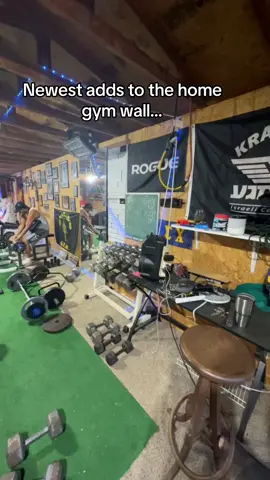 Home gyms been getting hella luv #gym #foryou #foryoupage #homegym 