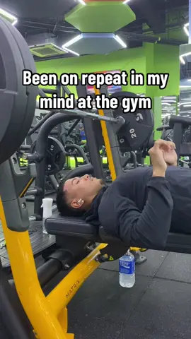 Turning up gear 5 in the gym 😂  #onepiece #fyp #trending #gym #Fitness #anime #luffy #gear5 