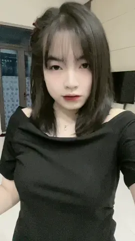 gạt đi nước mắt thui nghĩ về ank 😼 #linhhtayy  