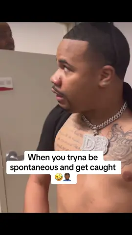 #foryoupage #funnyvideos #fypシ #forfun #skit #funny #blowthisup #hoodcomedy 