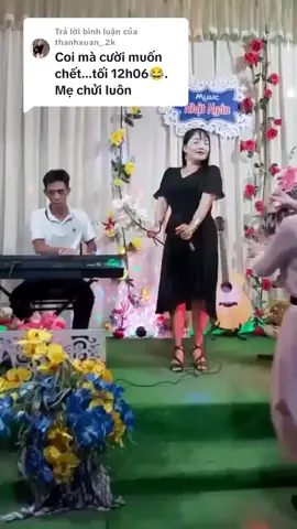 Trả lời @thanhxuan_.2k chị này cũng không thua gi anh MC kia 😄😄😄#fyp #foryou #sơnsoi #thinhhanh #cuòidaubung #xuhuong #vuinhon #amnhacgiatri #damcuoi #LearnOnTikTok #trending #hoathinh 