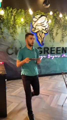When you forget your job 😅 #chaigreen1823 #chaigreen #indianchai #funnytiktokvideo #halalrestaurants #halalfoodparis 