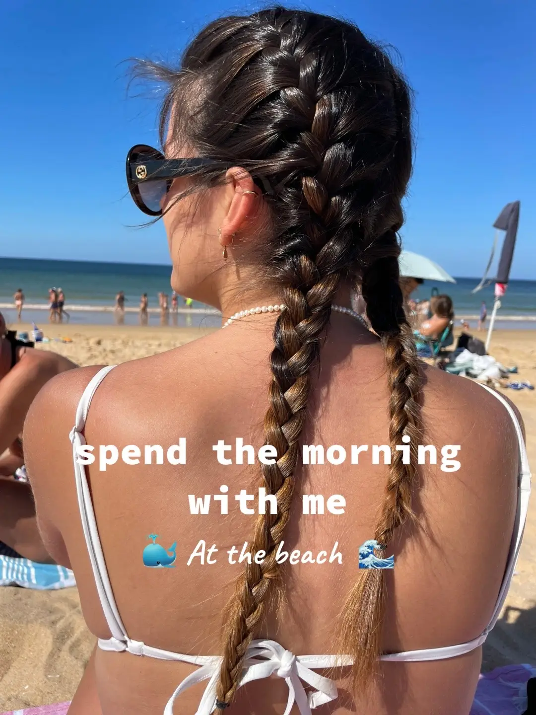 Manifesting my dream life 🐳 there is no place like the beach 🌊 I have to move ASAP  #beachvibes #spendthedaywithme #beachholidays #algarveportugal #beachootd #watchingthewaves #guccisunglasses @Gucci @H&M @ZARA @Primark @Albufeira Ocean Apartment 