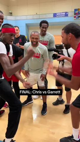 And the winner is….😅🤣 (🎥:@Raptors) #theshiftsports #raptors 