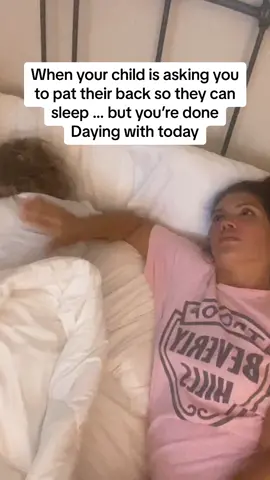You will go to sleep or i will put you to sleep … (reality is us laughing until we have to go to sleep 😋😋) #MomsofTikTok #momtok #momlife #parentsoftiktok #parentingishard #parentinghumor😂 #ingridexplainsitall #fypシ 