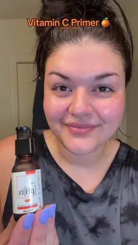 If someone asks me what products to get started with, 99.9% of the time the Vitamin C Primer is on the list 👀  #skincare #skincareroutine #vitaminc #vitamincprimer #primer #vitamincserum #skincareproduct #highlyrecommend #viralproduct #thephix #thephixreview #review #greateeview #acneproneskin #reduceredness #rosacea #helpfultips #skincaretips #fyp #foryou #fypage 