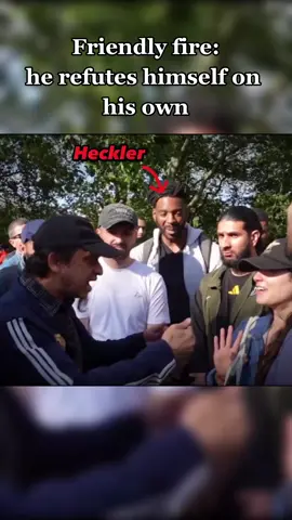 its like his mission is to disturb good conversations but in the end he exposes himself on his own #speakerscorner #muslim #muslimtiktok #christian #christiantiktok 