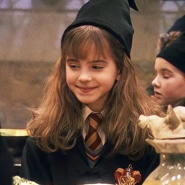 #HERMIONE : She's so photogenic 💖 #emmawatson #hermionegranger #hermionegrangeredit #hogwarts #harrypotter #wizardingworld #emmawatsonedit #fypシ #fyp #foryou #xyzbca 