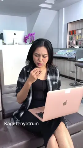 Kalian gini jugaa ga sihh?😂 #devstorebali #fyp #android #iphone #tips #CapCut 