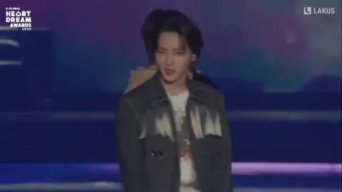 BOYNEXTDOOR performing 