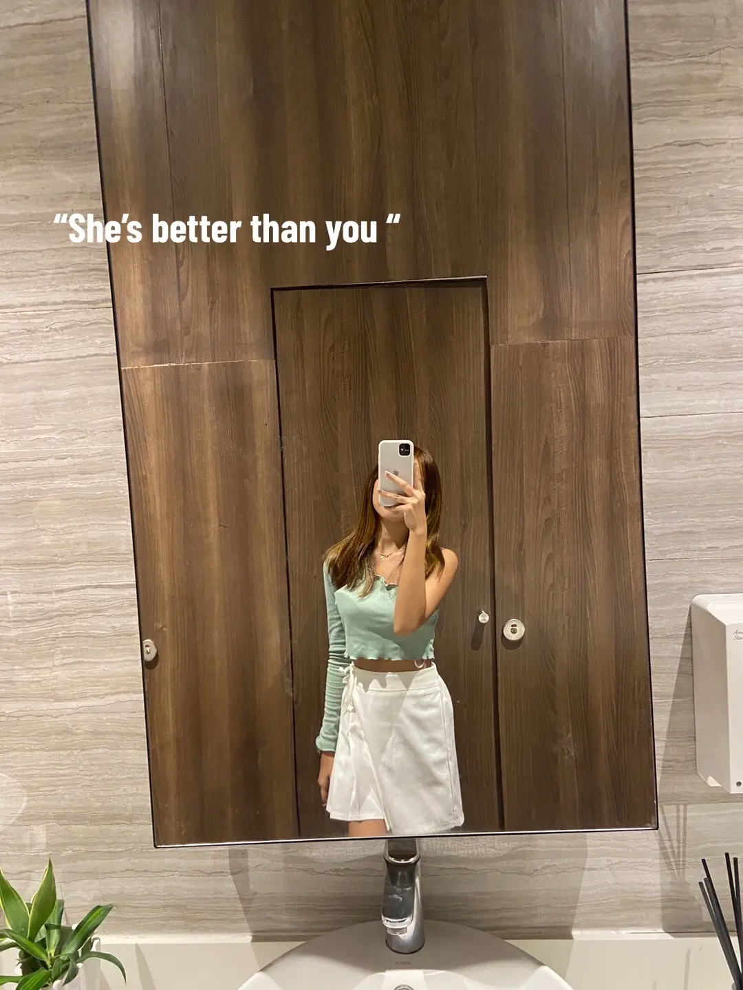 👀