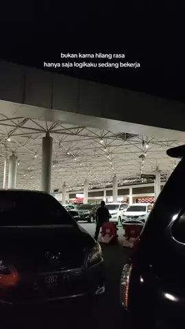 asline ngneki rokokan ngopi karo ngakak 😂 #anaklakilaki #bandarajuandasurabaya #damri #strongmanmotivation #surabaya #night 