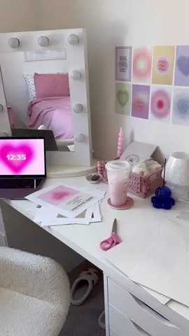 making a vision board 🌸 #cleangirlaesthetic #lifestyleaesthetic #aesthetic #grwm #morningroutine 