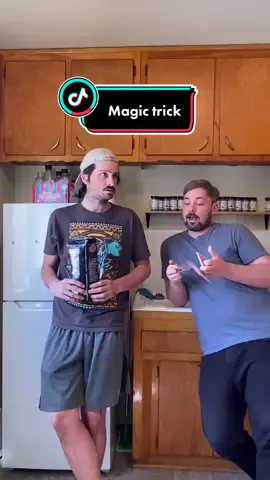 Who doesnt love a good magic trick! #magic #magictrick #illusion #crissangel #hellyeahcrissangel #sketch 