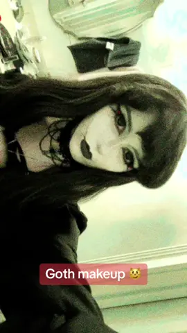 don’t be weird in the comments I will block you 🤓 Also I do appreciate the Malice Mizer fans in my comments I see you and your comments make me giggle #goth #gothic #vampiregoth #vampire #malicemizer #missjunebuggie 
