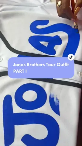 Part 1! Rumor has it the show is almost 4 hours long and im gonna lose my mind #jonasbrothers #jonasbrothersconcert #jonasbrotherstouroutfit #onenightfivealbums #wafflehouse #concertoutfit #doitlikethat 