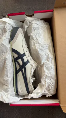 Mexico 66 unboxing #mexico66 #onitsukatiger 