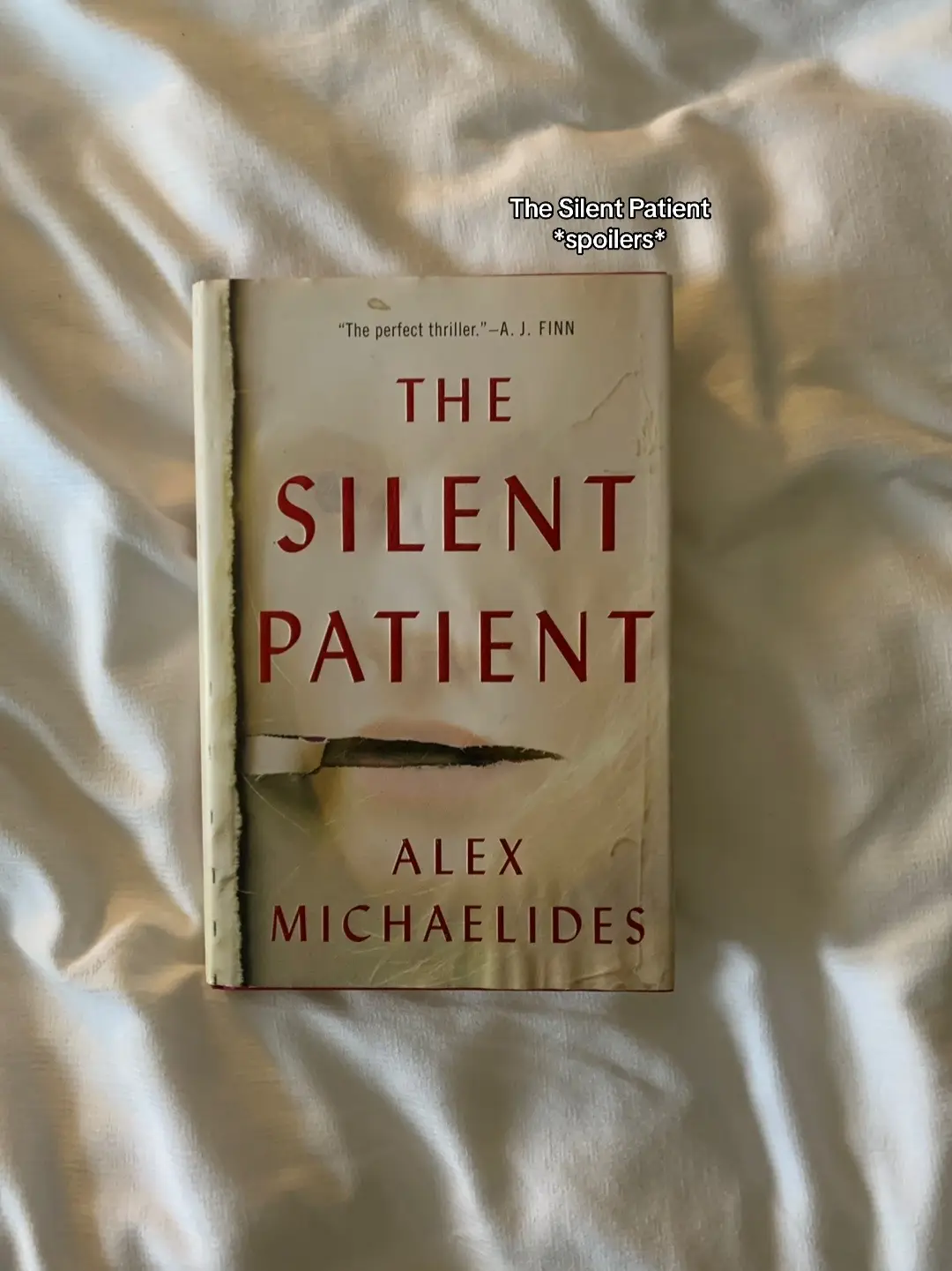 FELT SO BAD FOR HER 😞 #BookTook #bookish #books #thesilentpatient #alexmichaelides #aliciaberenson #silentpatient 