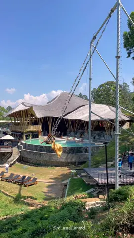 Flying Ravana🧚‍♀️ #srilanka🇱🇰 #nature #Love #enjoy #travel #beauty #viral #viralvideo #trend #trending #Vlog #vlogger #tiktok #faahiontiktok #forest #instagram 