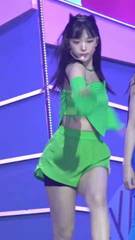 “New Jeans” (NewJeans HAERIN fancam) #trending #haerin #newjeans #haerinnewjeans #haerinfancam #newjeans_newjeans 